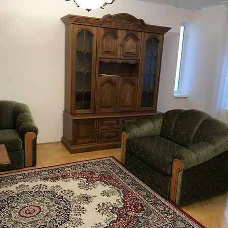 Gabor Pal 1 Apartman 2 Szoba Dunafoldvar Exteriér fotografie