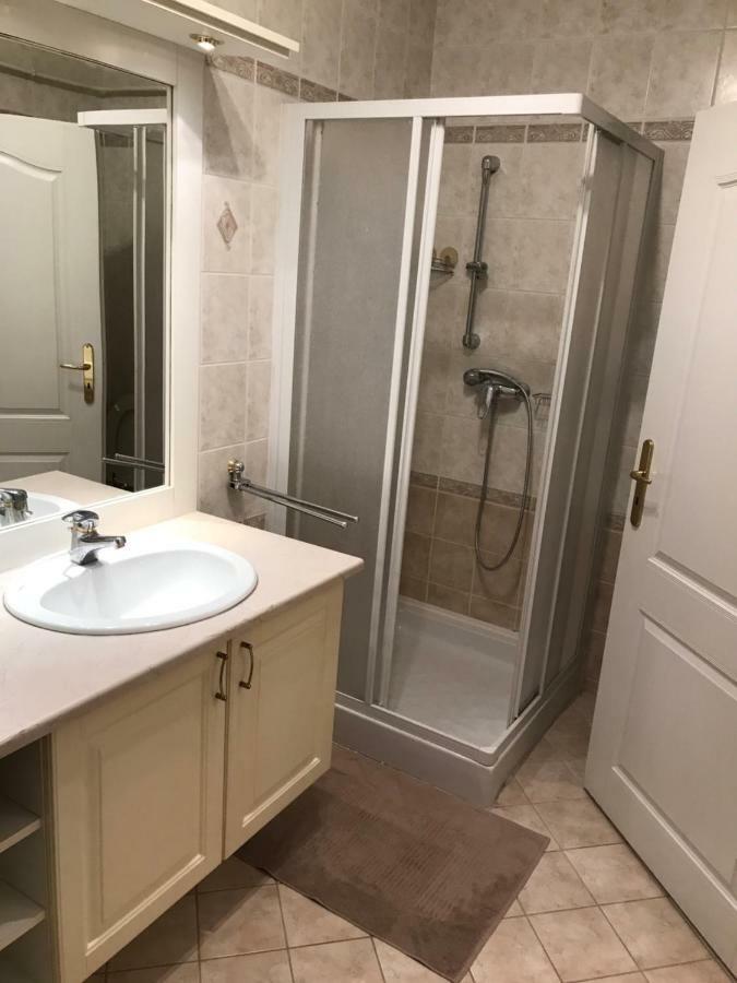 Gabor Pal 1 Apartman 2 Szoba Dunafoldvar Exteriér fotografie